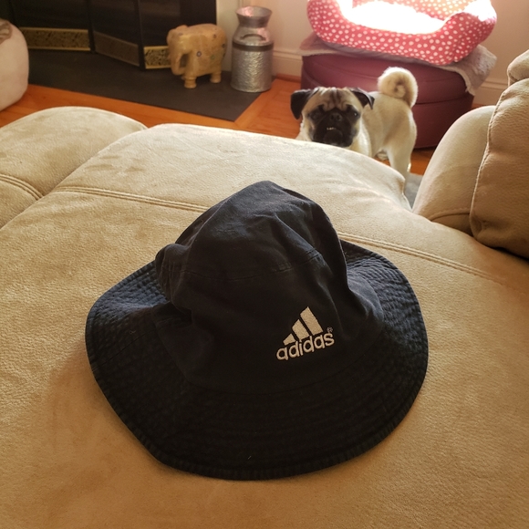 Men's Hat - Picture 1 of 8